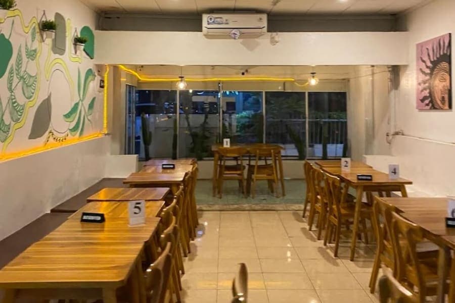 Interior dan suasana di Dobu Coffee Palembang