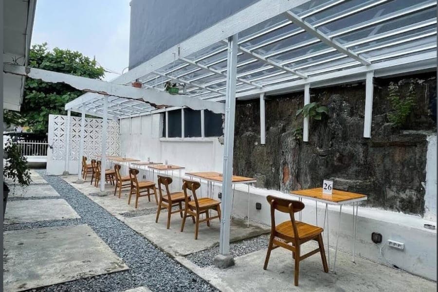 Interior dan suasana di Dobu Coffee Palembang
