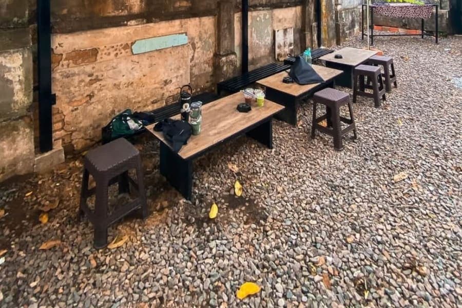 Interior dan suasana di Un.Favorite Coffee and Noodle Palembang